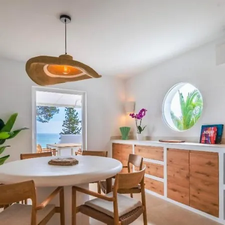 Pinar Exquisitamente Reformada Villa