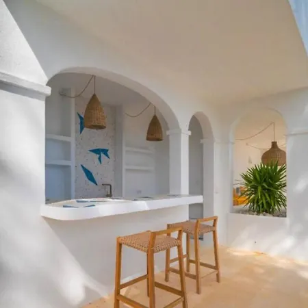 Pinar Exquisitamente Reformada Villa *